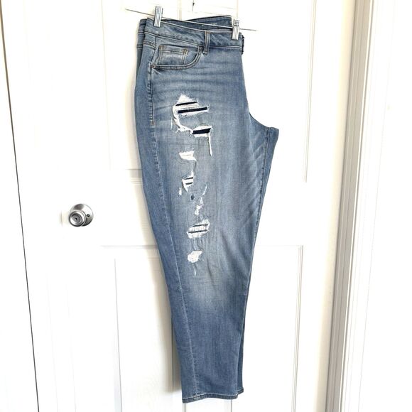 Lane Bryant Boyfriend Jeans Sz 18 (40x32)Light Wash Distressed Look New w/o Tags - Picture 1 of 16
